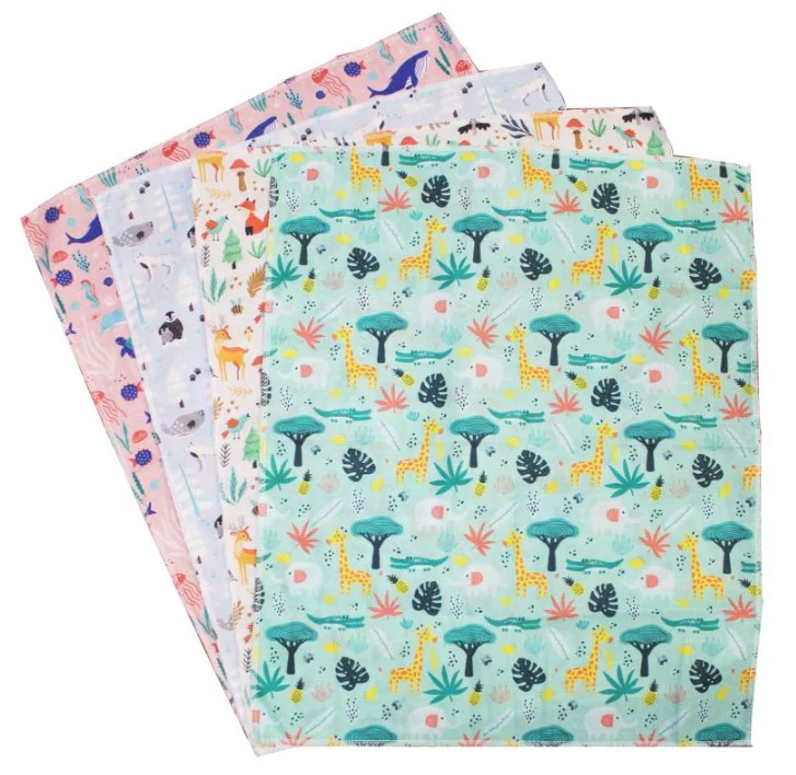 Lot de 4 coupons de tissus imprimés thème Animaux du monde - Image 2